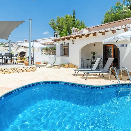 By Hmr Holidays Villa